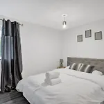 Comfortable 1Br Near Nec & Resorts World
