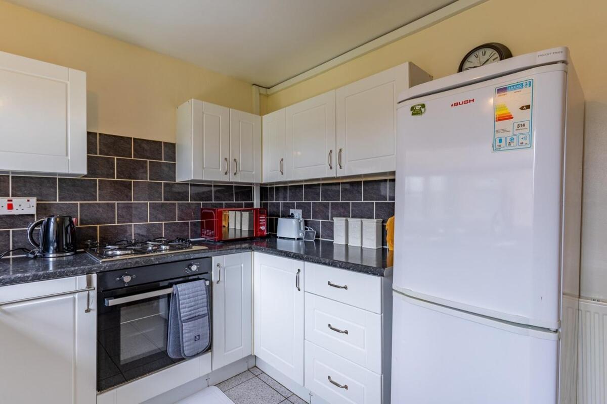 Comfortable 1br Near Nec & World